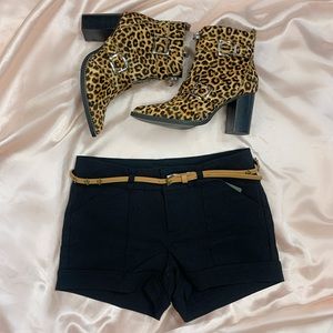 Cactus mid rise shorts